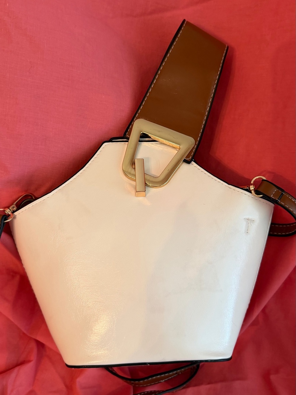 Women’s Cream Leather Shoulder/bucket Bag with Brown Strap